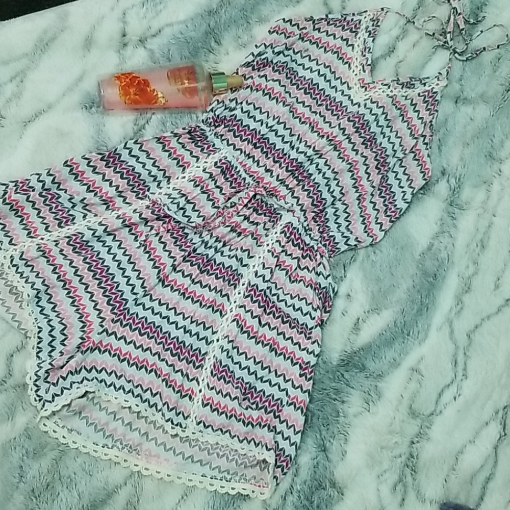 HOLLISTER romper! - Picture 3 of 4